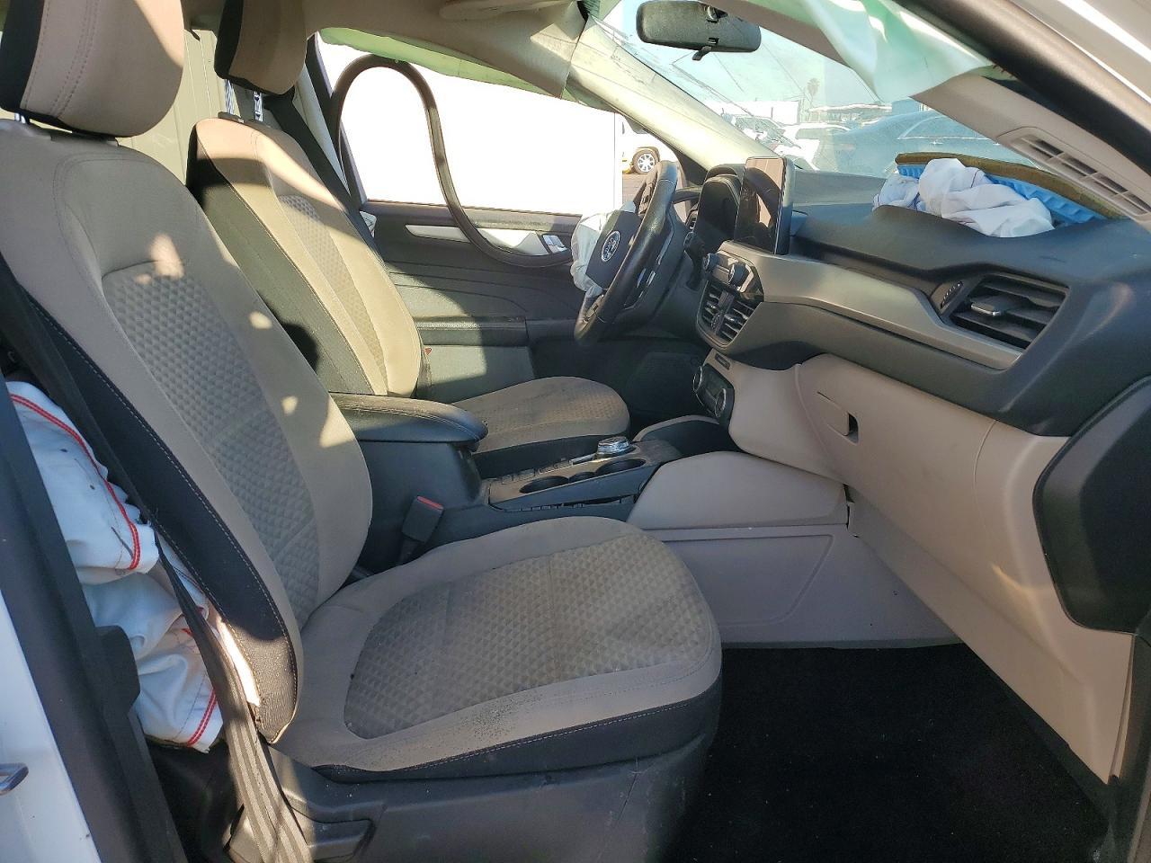 2021 Ford Escape Se - Фото 7