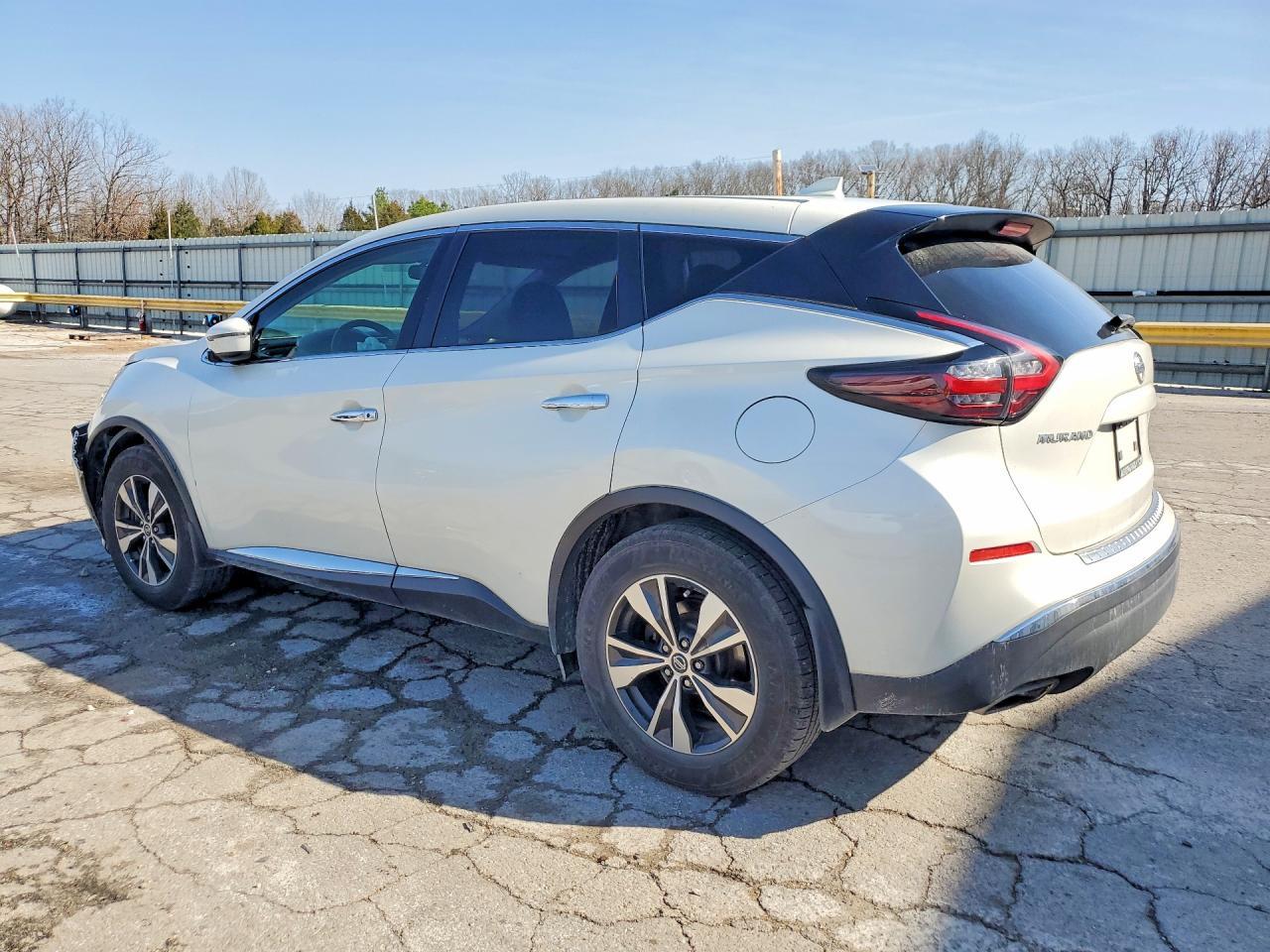 2019 Nissan Murano S - Image 2