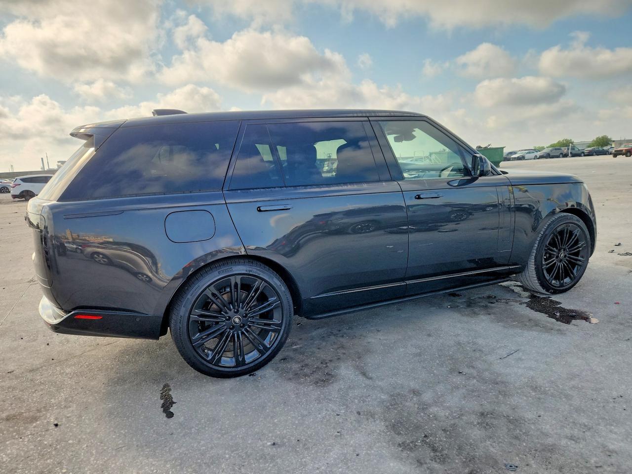 2025 Land Rover Range Rover Se - Фото 3