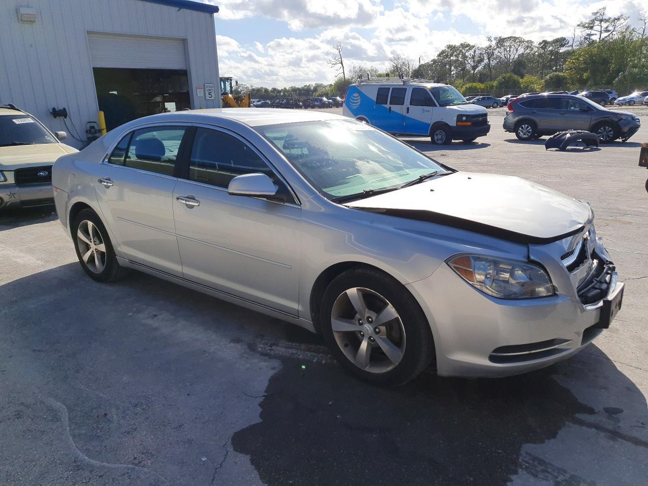 2012 Chevrolet Malibu 1Lt - Фото 4