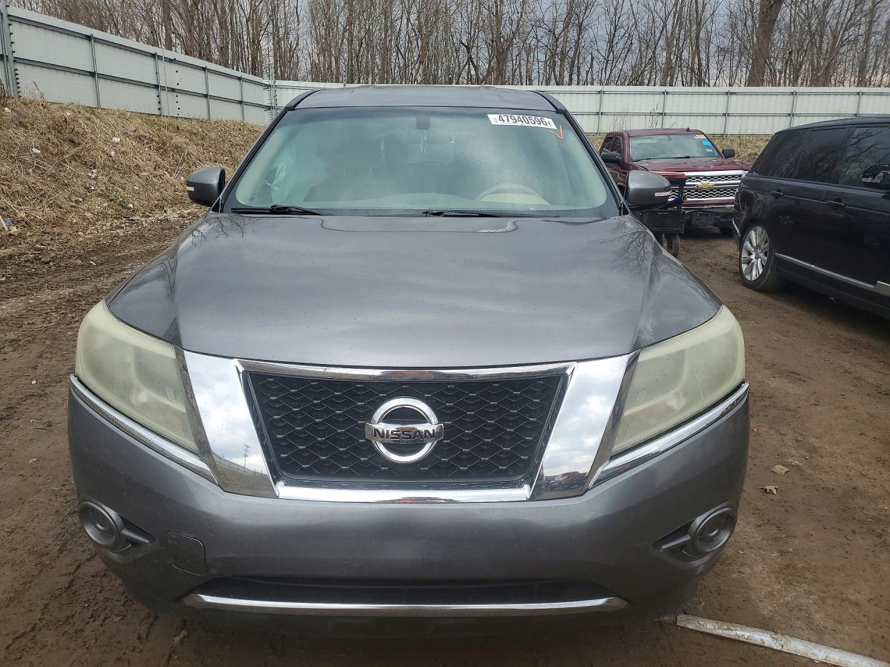 2015 Nissan Pathfinder S - Фото 5