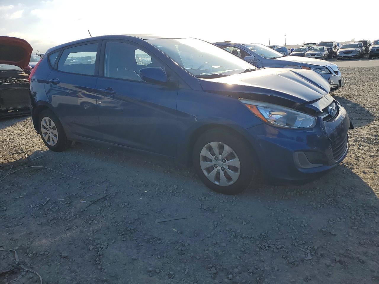 2016 Hyundai Accent Se - Фото 4