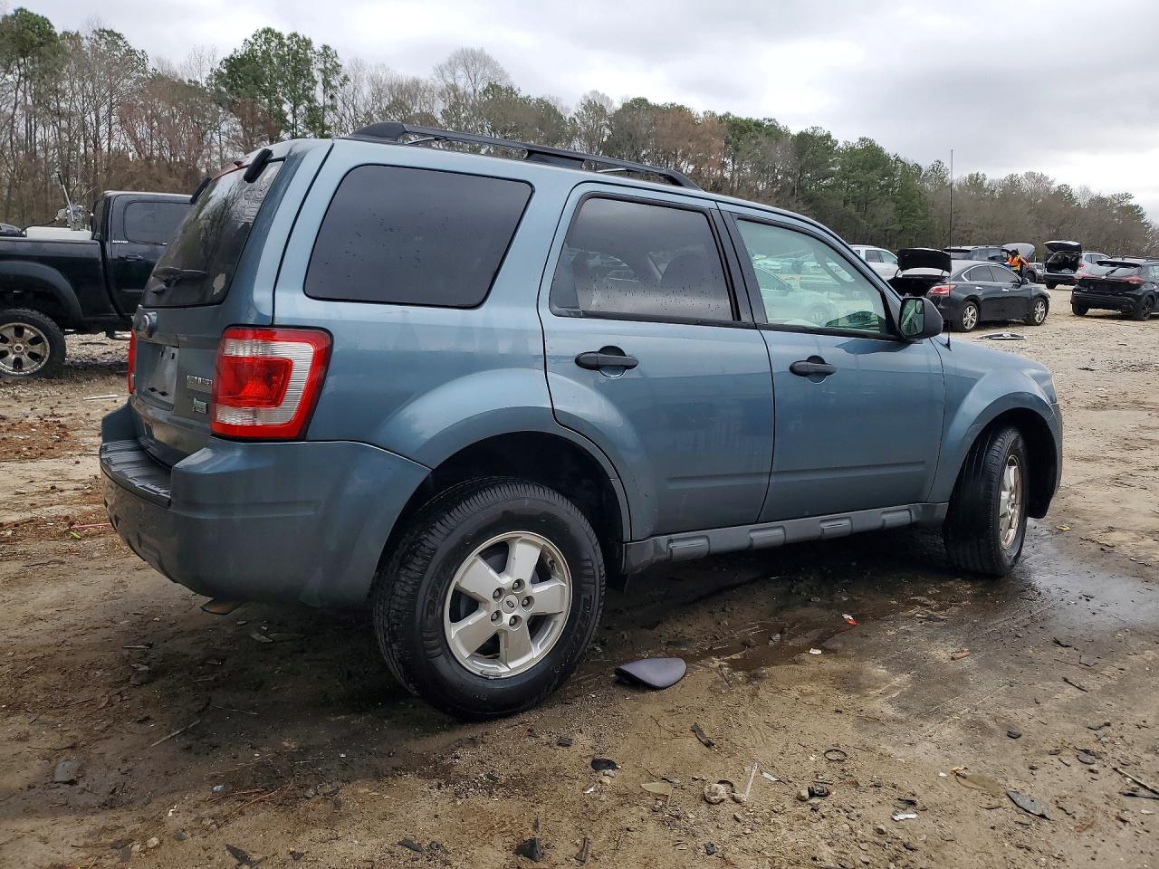 2012 Ford Escape Xlt - Image 3