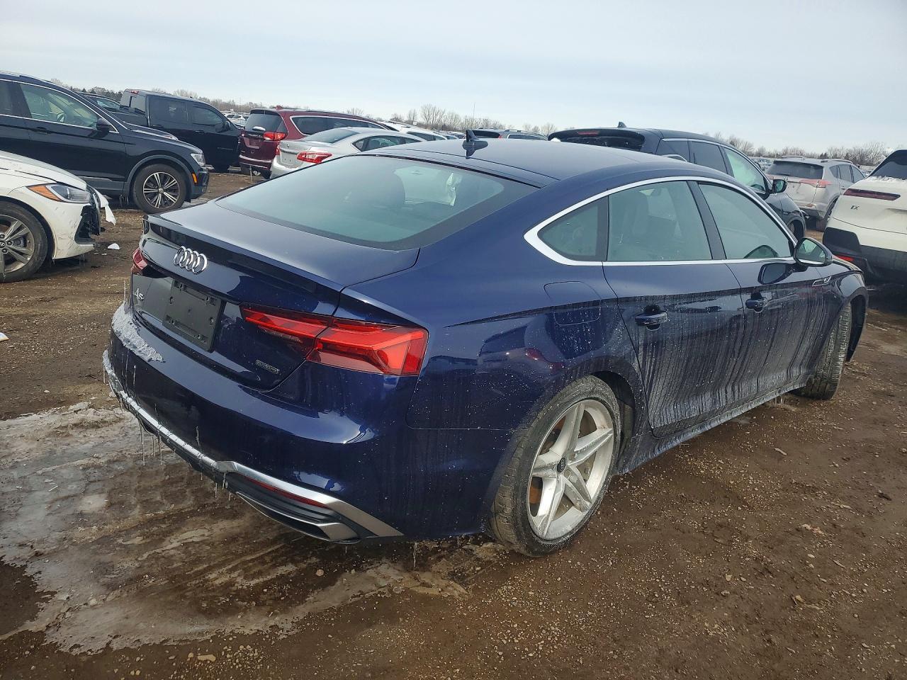 2022 Audi A5 Premium 45 - Фото 3