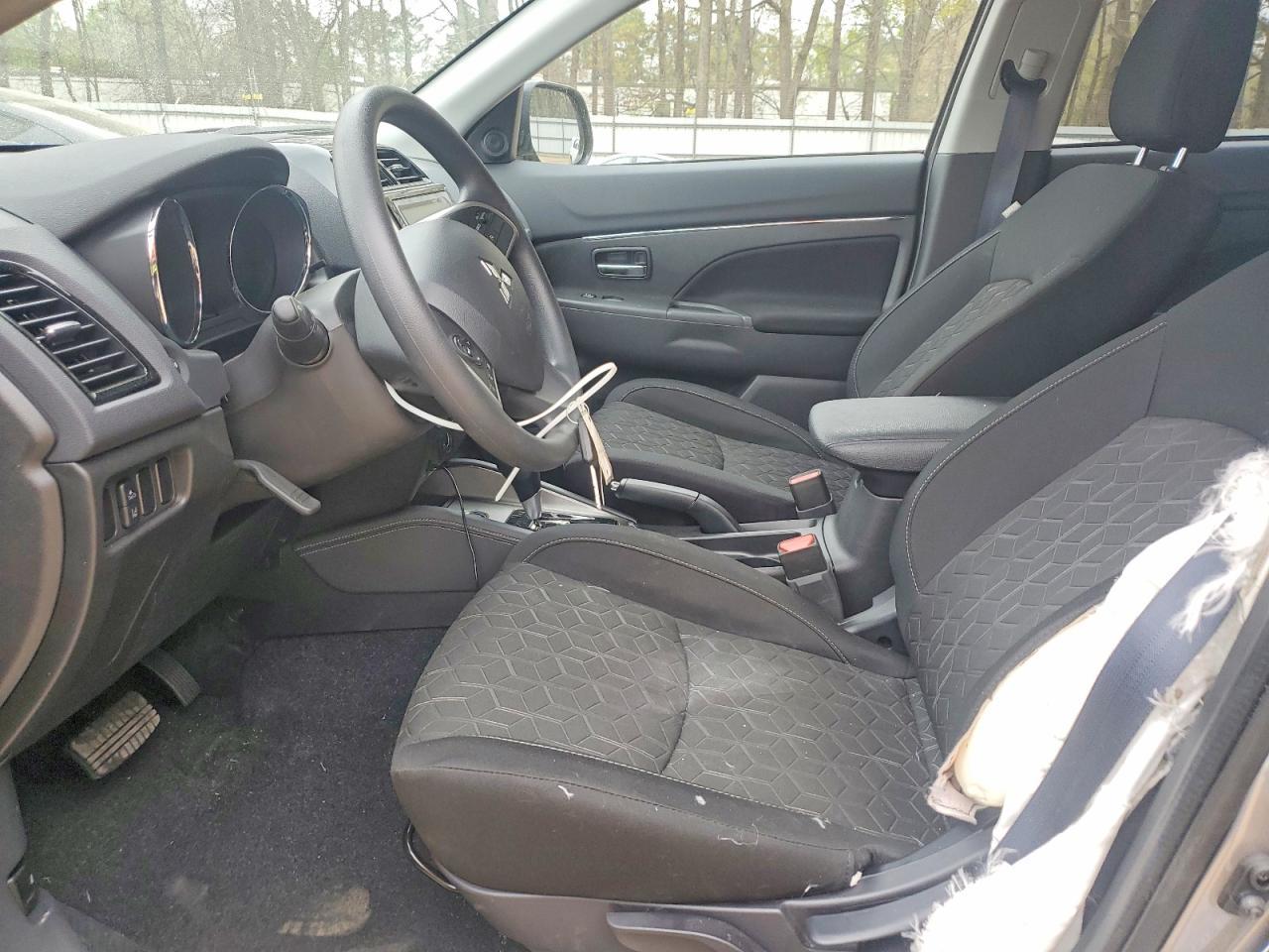 2026 Mitsubishi Outlander Sport S - Image 7
