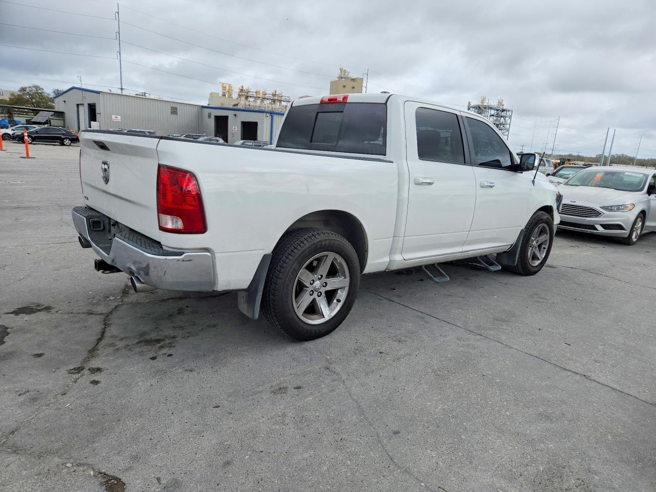 2012 Dodge Ram 1500 Slt - Фото 3