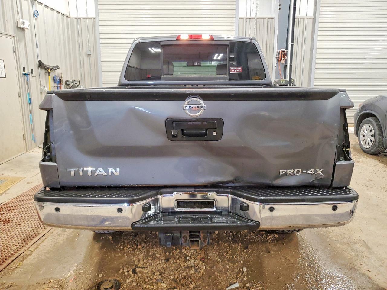 2014 Nissan Titan Sv - Фото 6