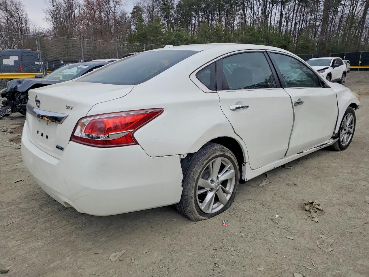 2013 Nissan Altima 2.5 Sv - Фото 3