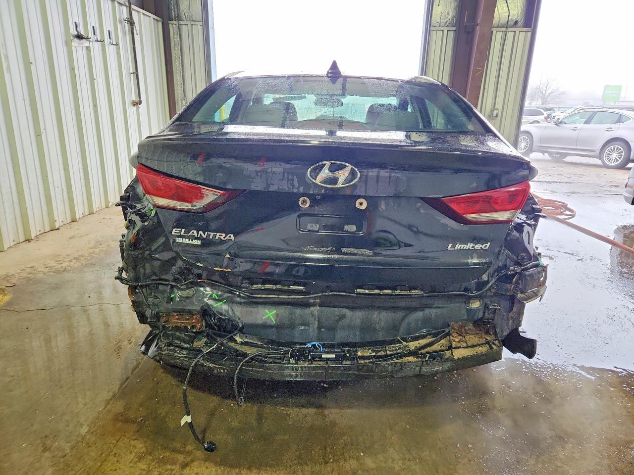 2017 Hyundai Elantra Limited - Фото 6