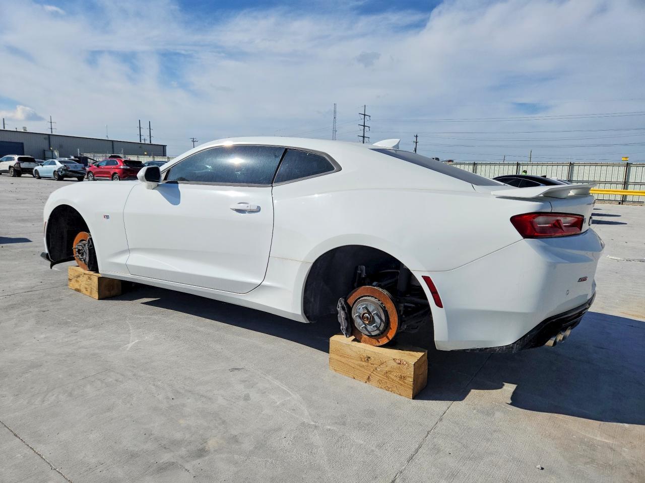 2016 Chevrolet Camaro Ss - Фото 2