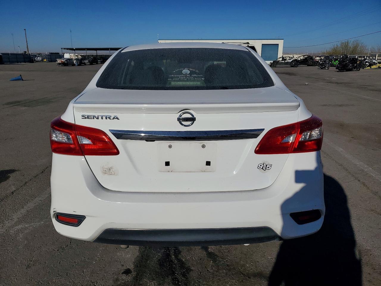 2019 Nissan Sentra S - Image 6