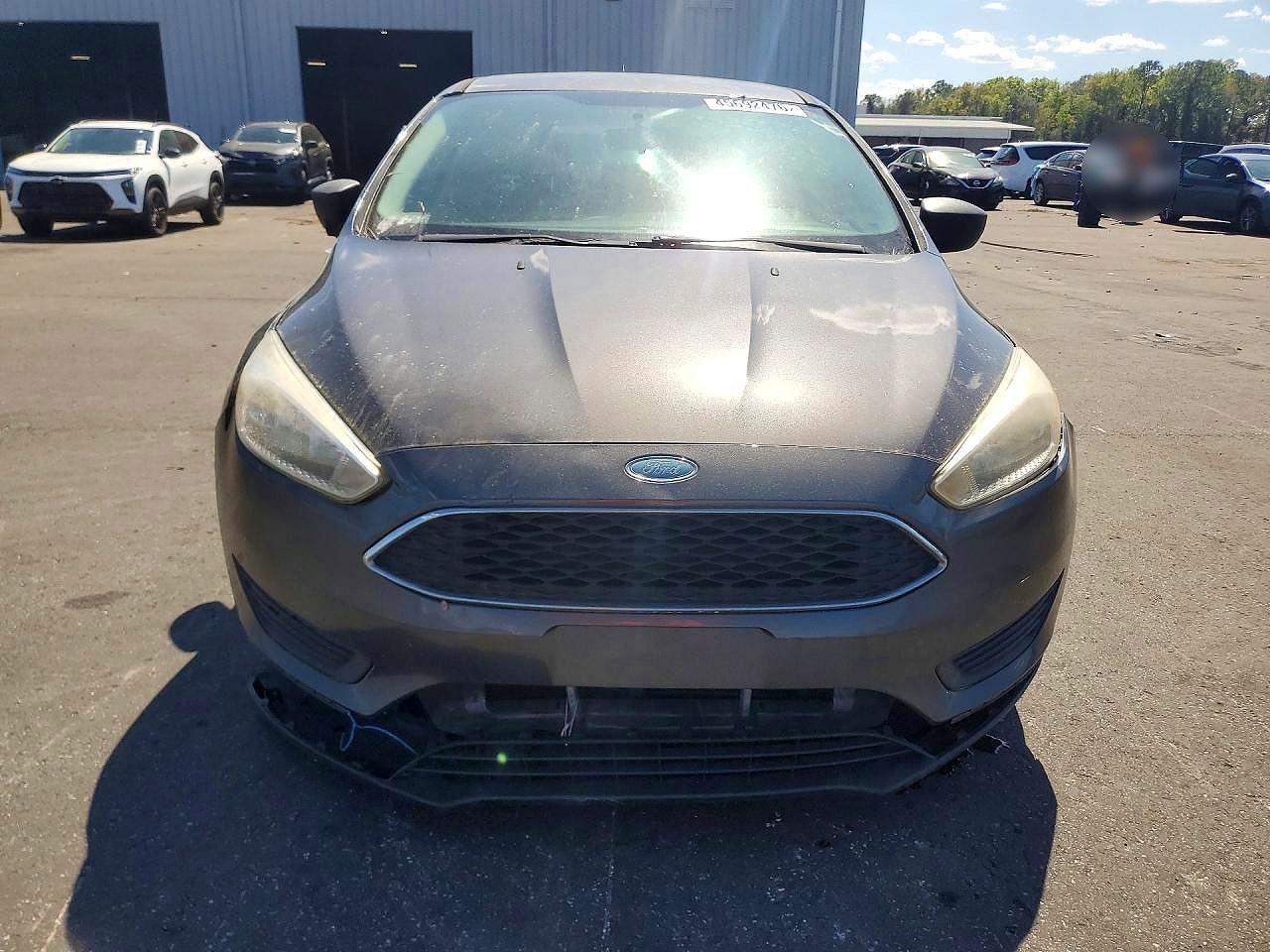 2017 Ford Focus S - Фото 5