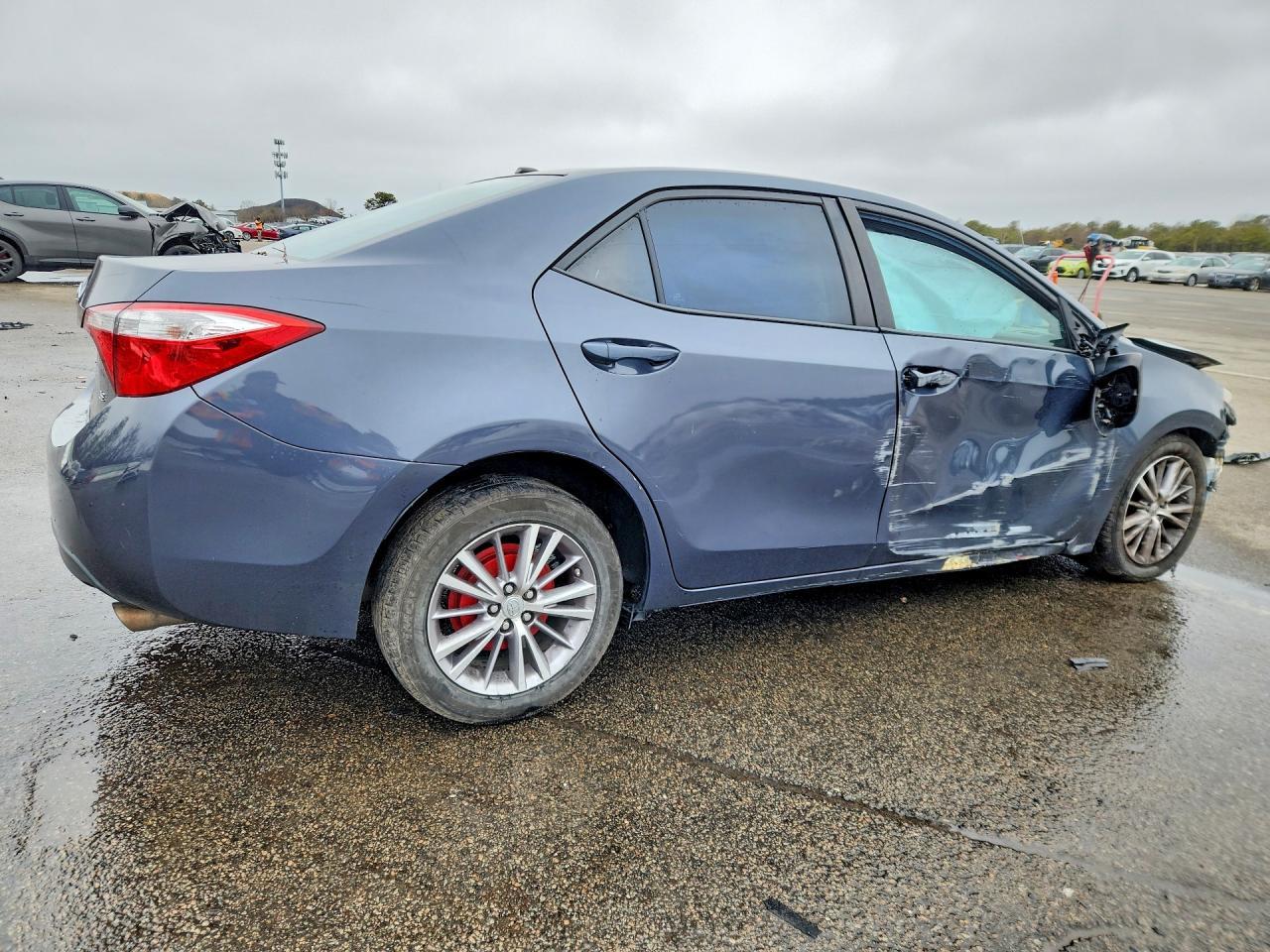 2014 Toyota Corolla Le Plus - Image 3