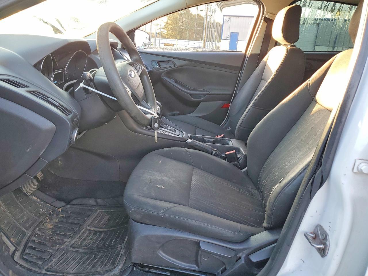 2015 Ford Focus S - Фото 7