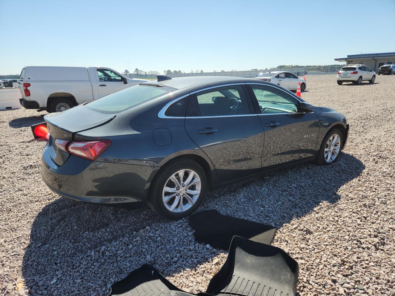 2019 Chevrolet Malibu Lt - Image 3