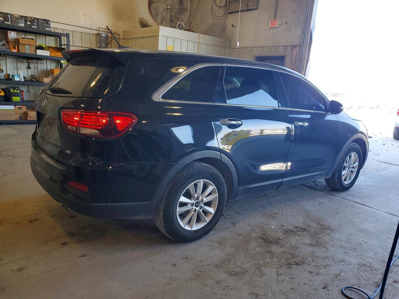 2020 Kia Sorento L - Фото 3