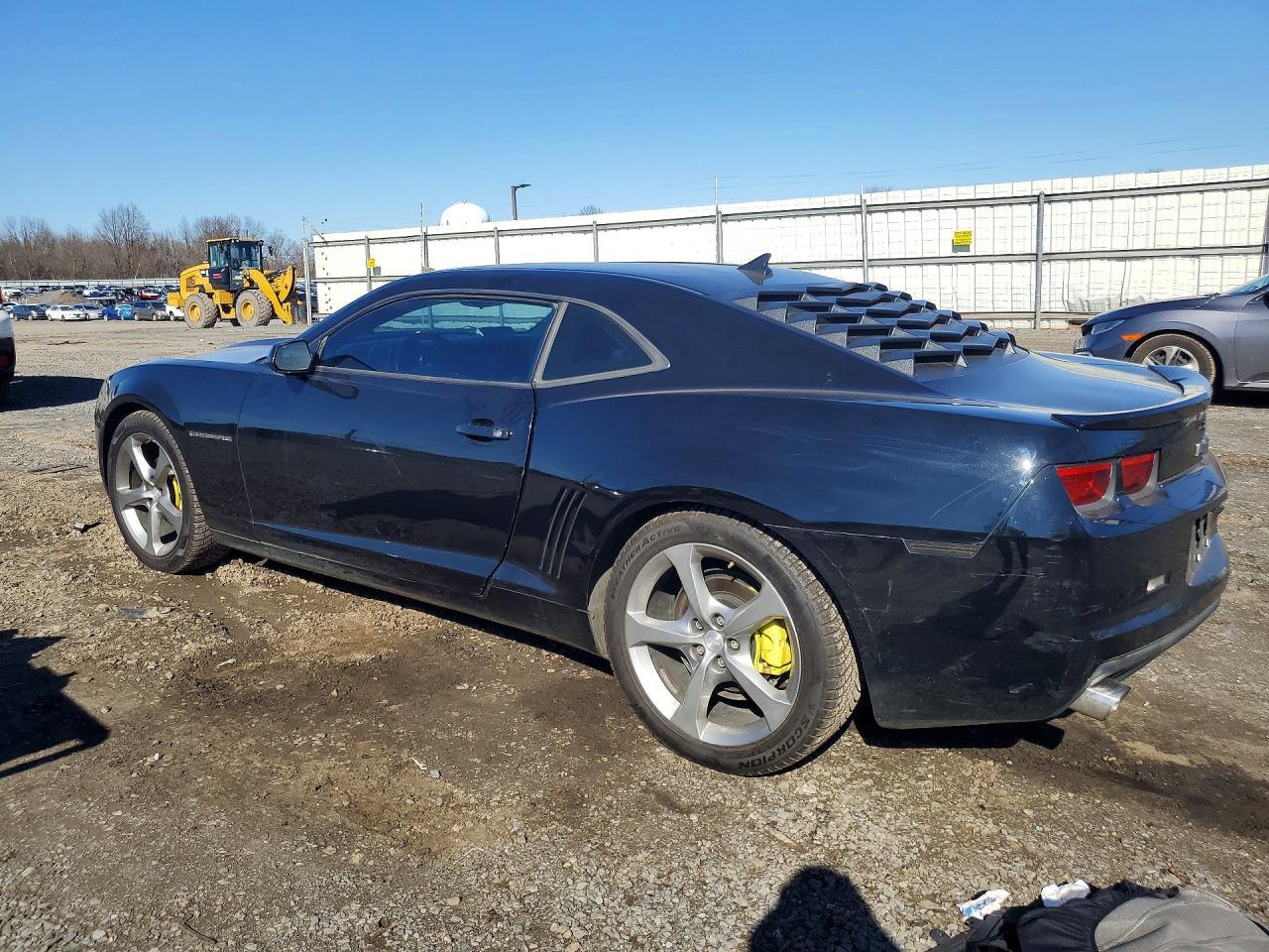2013 Chevrolet Camaro Ls - Фото 2