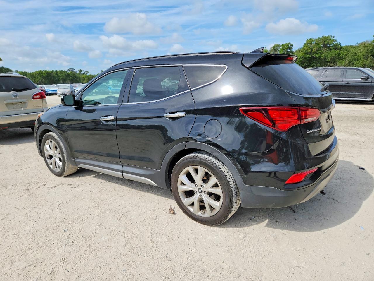 2017 Hyundai Santa Fe Sport 2.0T Ultimate - Фото 2