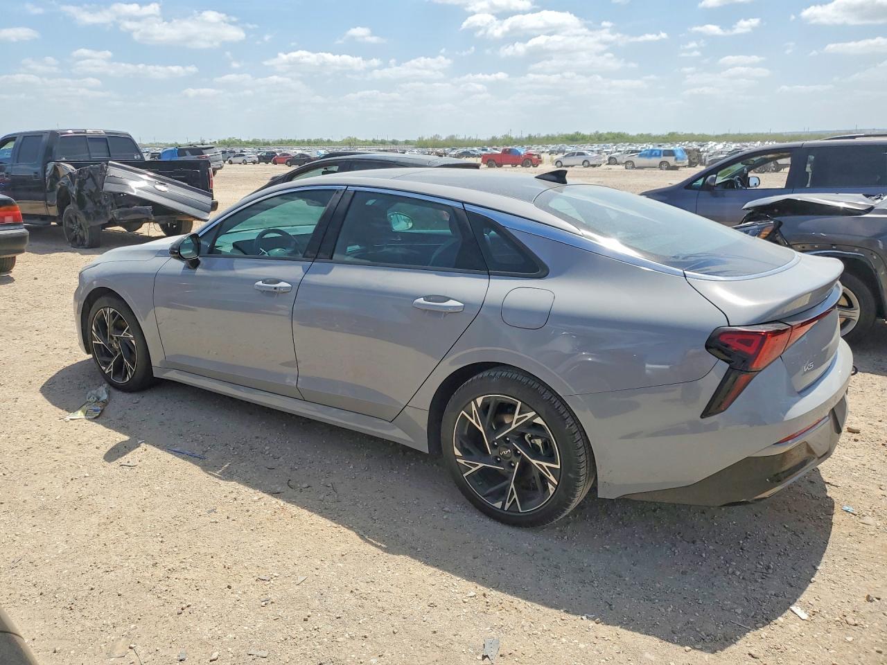 2025 Kia K5 Gt-Line - Фото 2