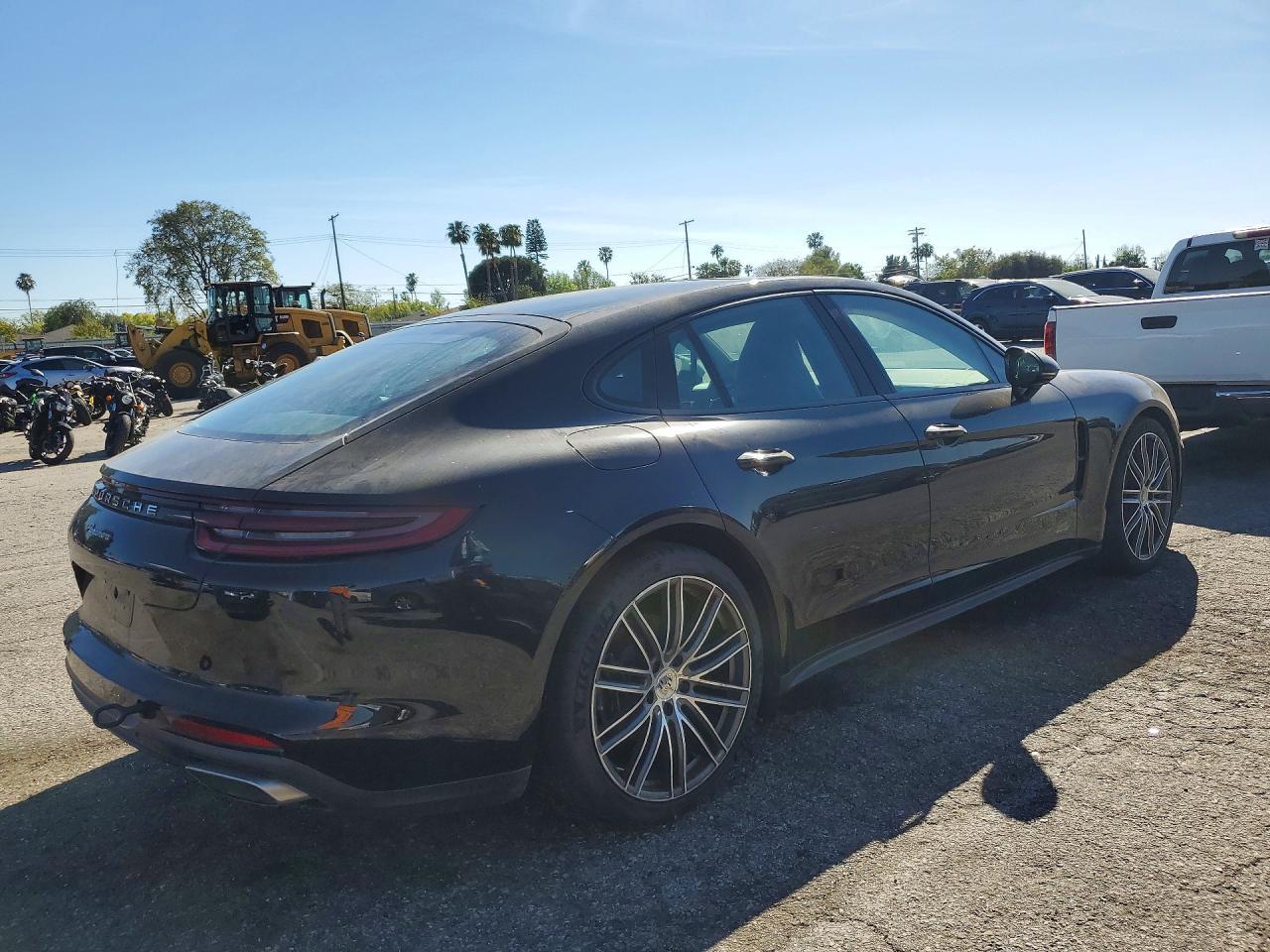 2020 Porsche Panamera Base - Фото 3