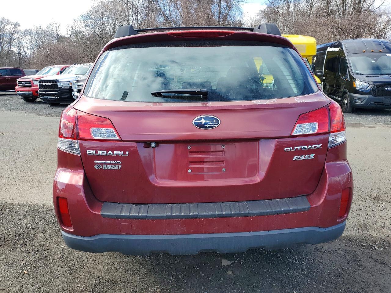 2013 Subaru Outback 2.5I - Фото 6