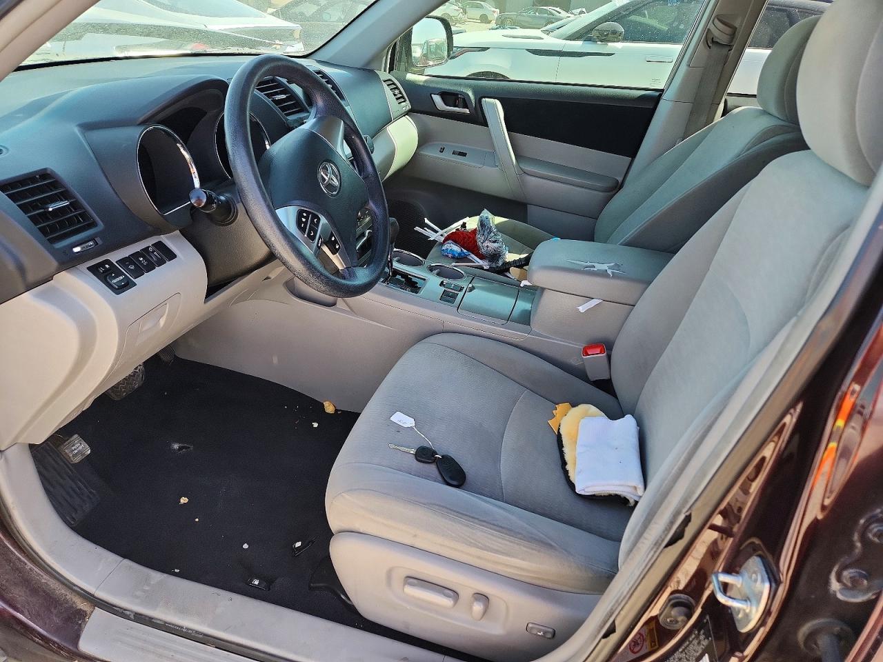 2013 Toyota Highlander - Фото 7