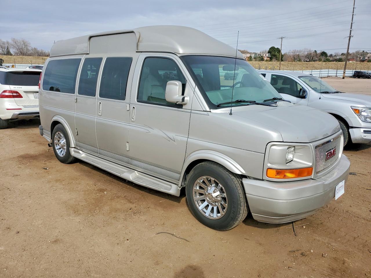 2009 GMC Savana G1500 - Фото 4