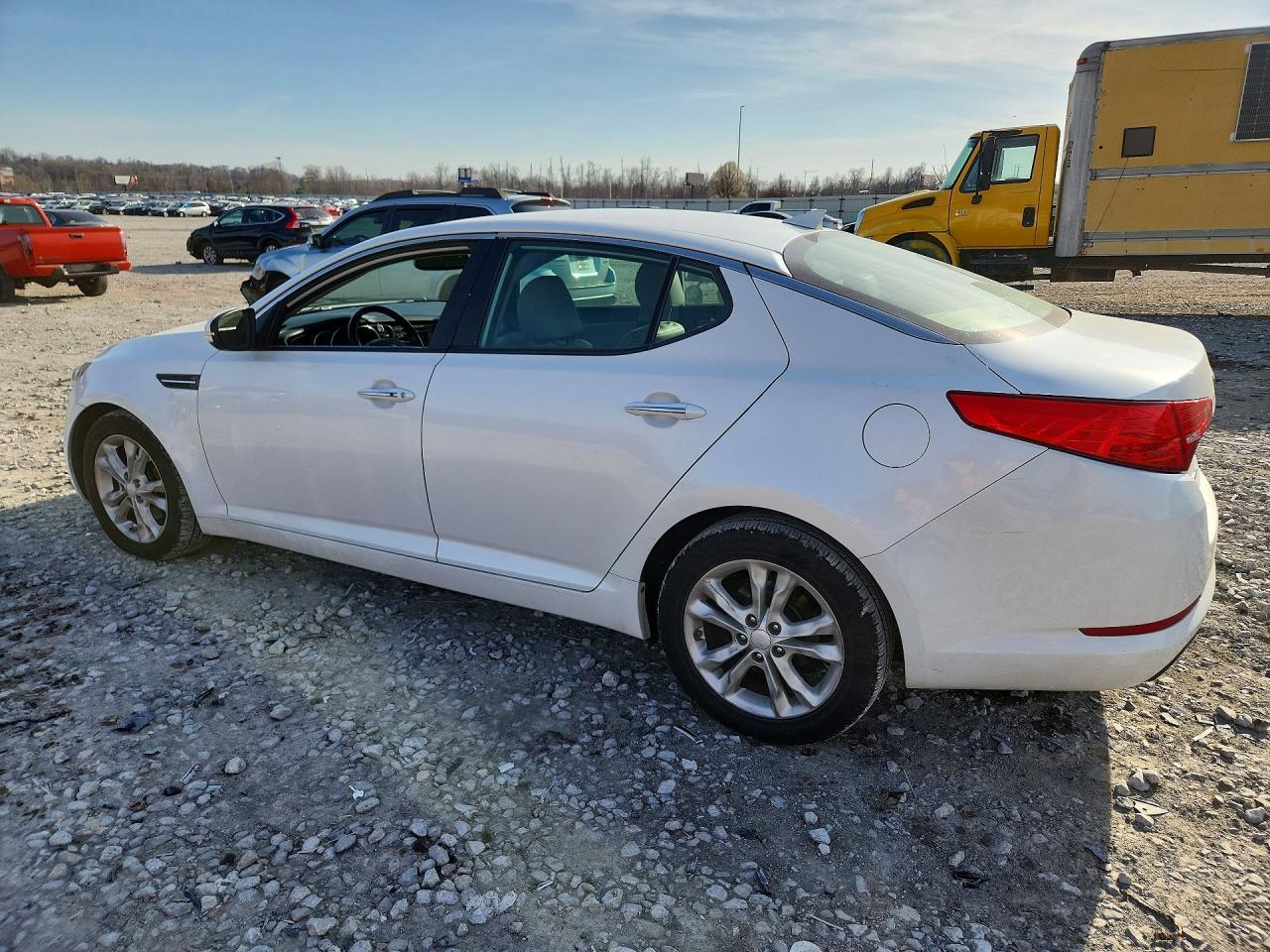 2013 Kia Optima Ex - Image 2