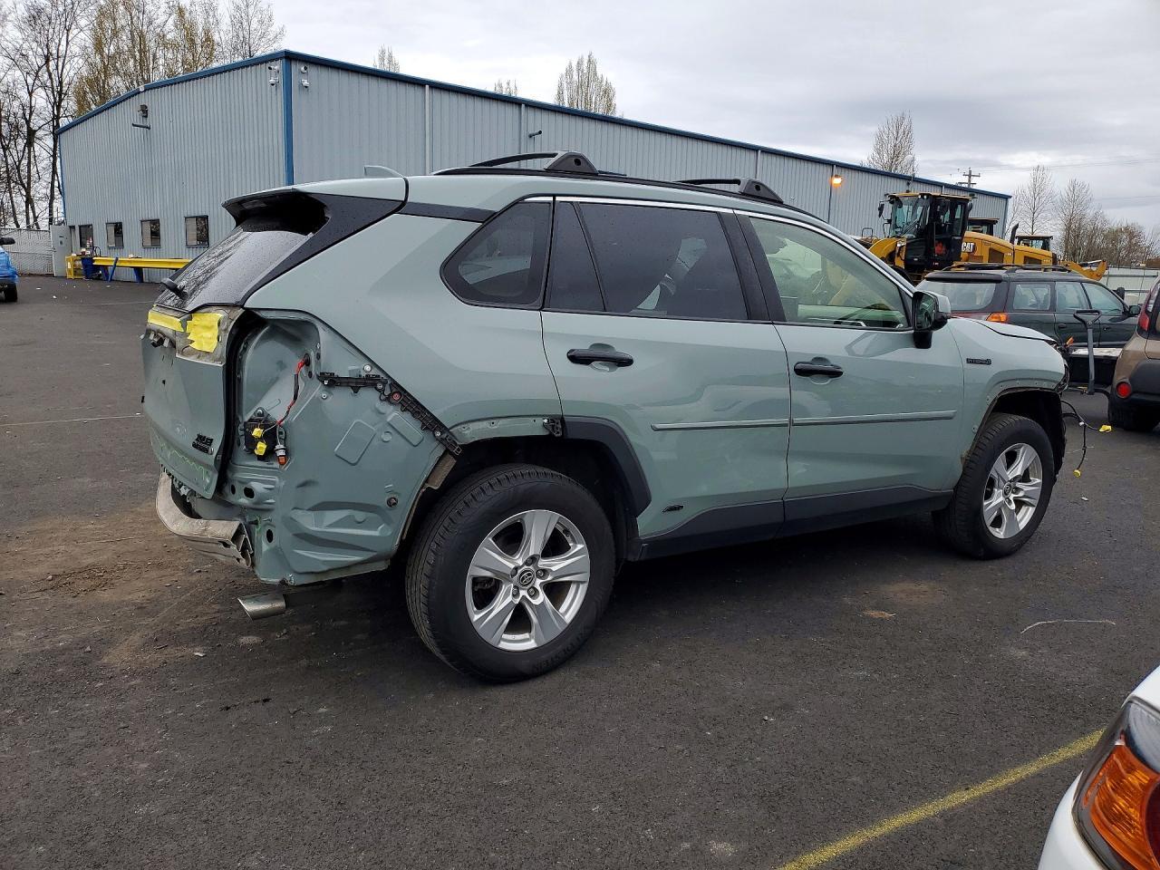 2020 Toyota Rav4 Hybrid Xle - Фото 3