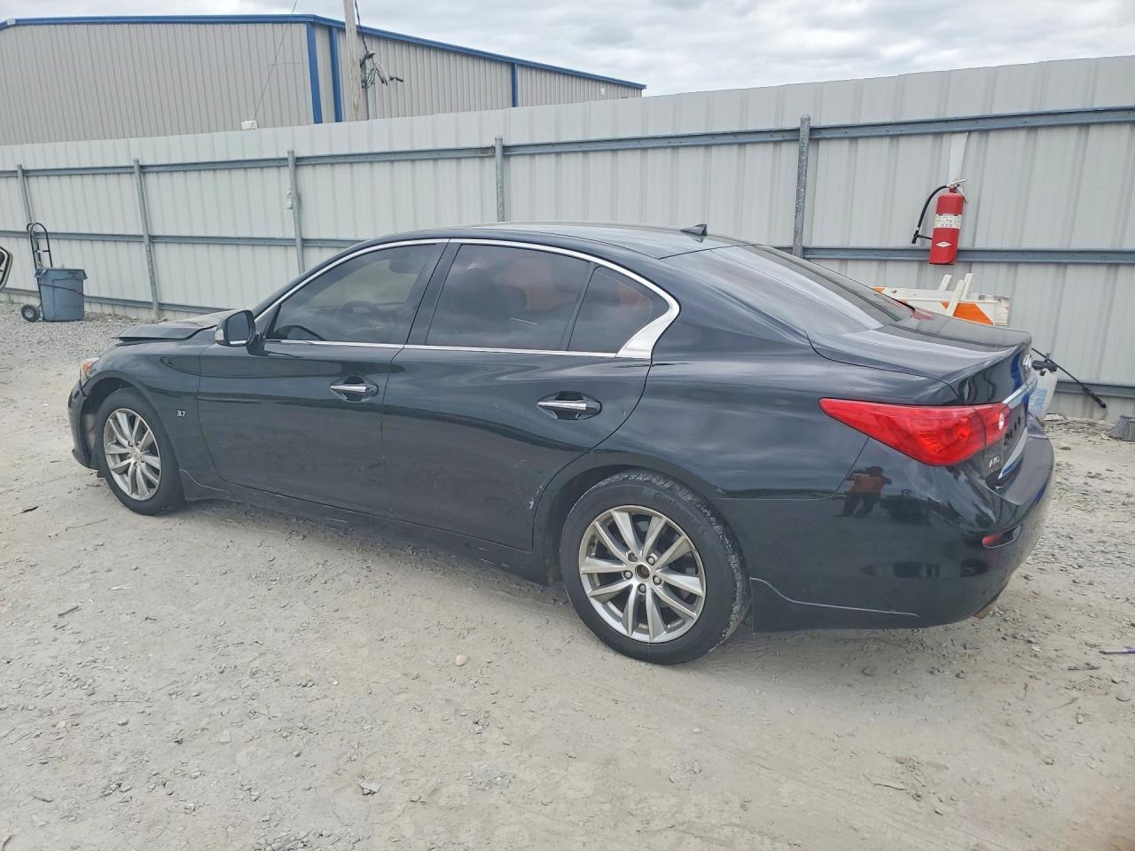 2015 Infiniti Q50 Premium - Фото 2