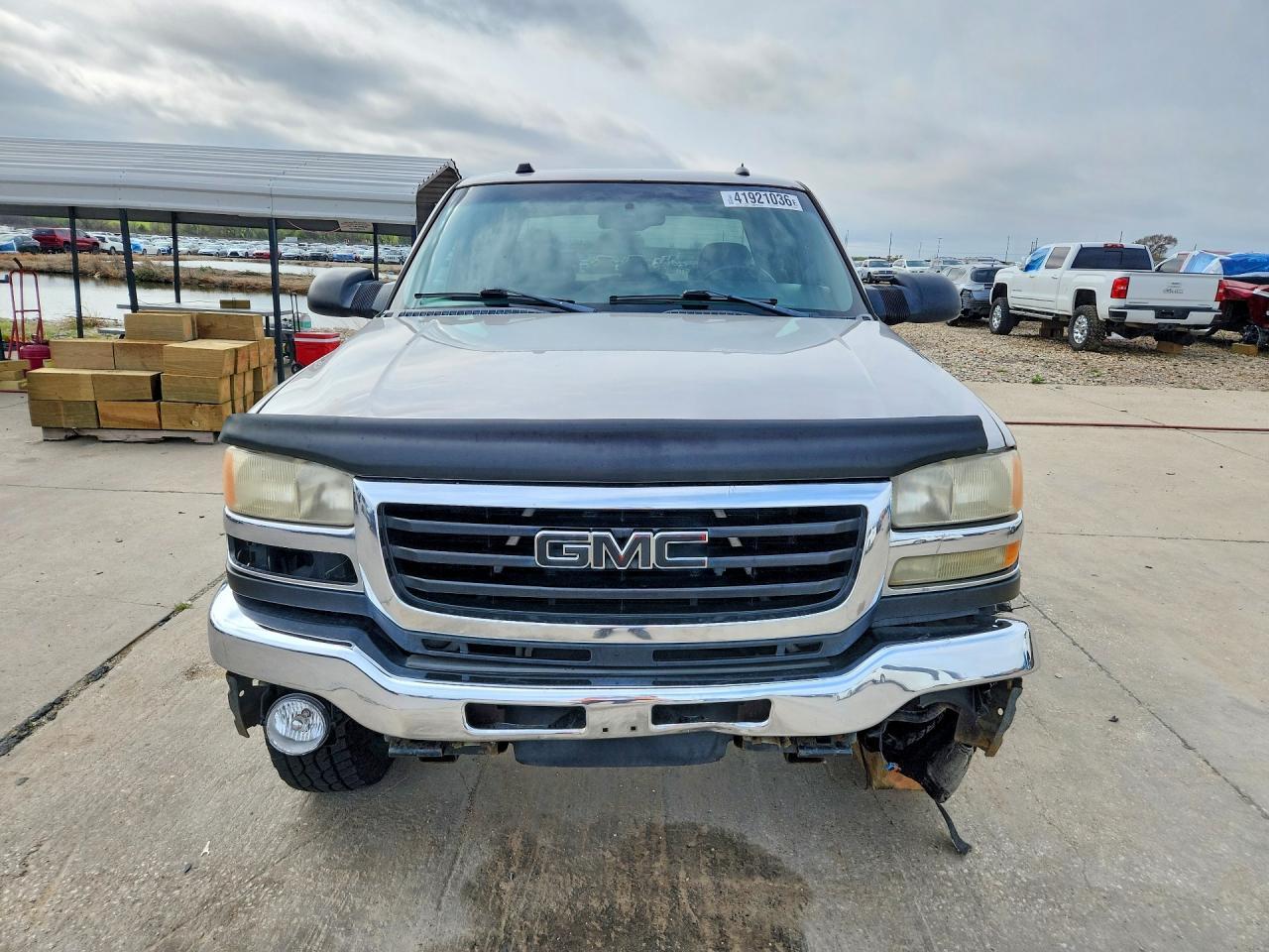 2005 GMC Sierra C2500 Heavy Duty - Фото 5