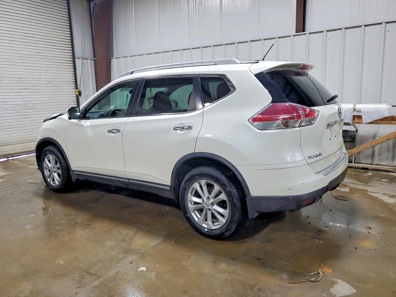 2016 Nissan Rogue Sv - Image 2