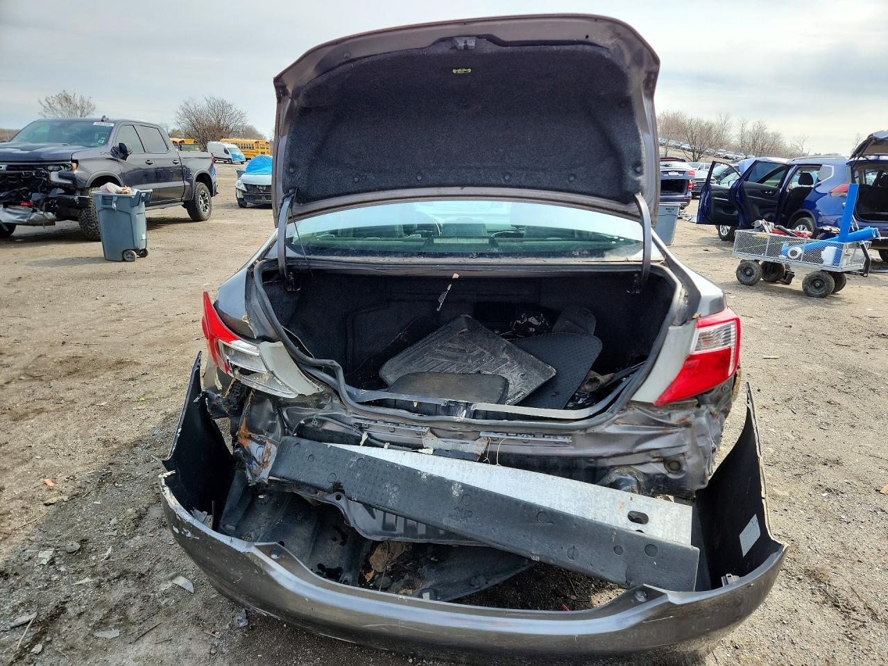 2014 Toyota Camry Hybrid Le - Фото 6