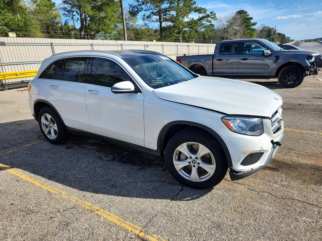 2018 Mercedes-Benz Glc 300 - Image 4