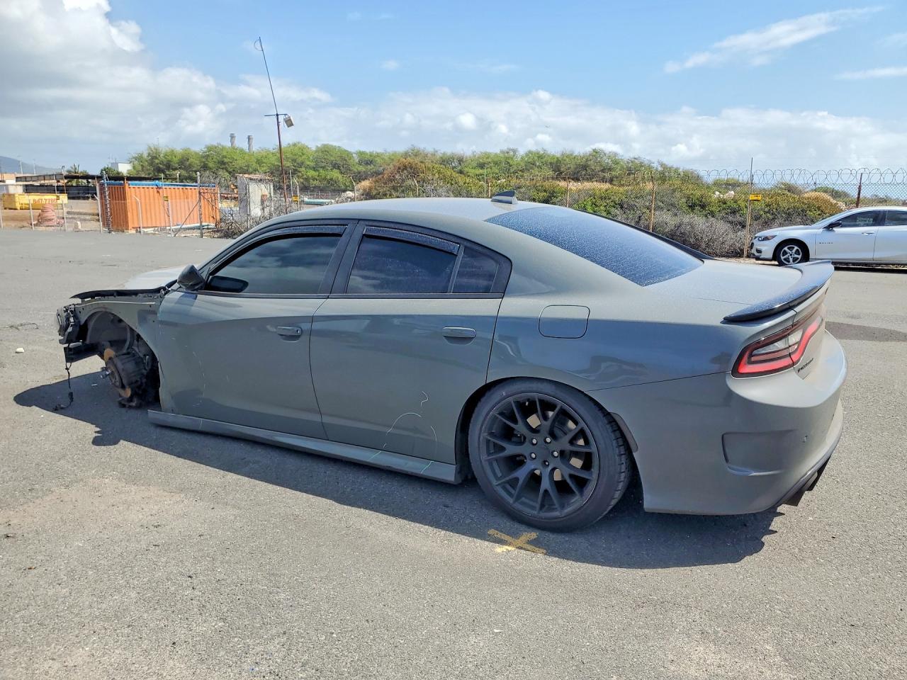 2019 Dodge Charger R - Фото 2