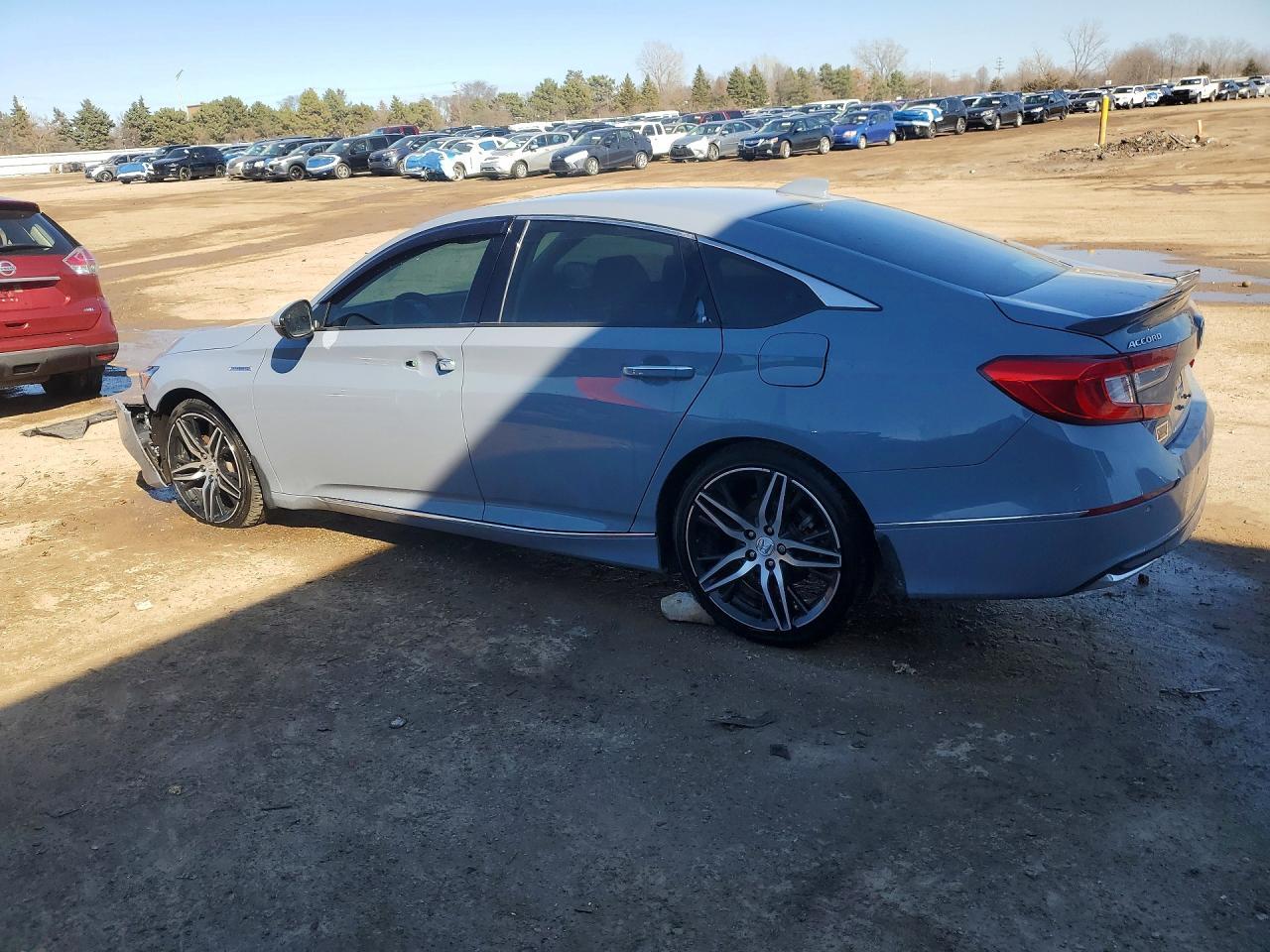 2022 Honda Accord Touring Hybrid - Фото 2