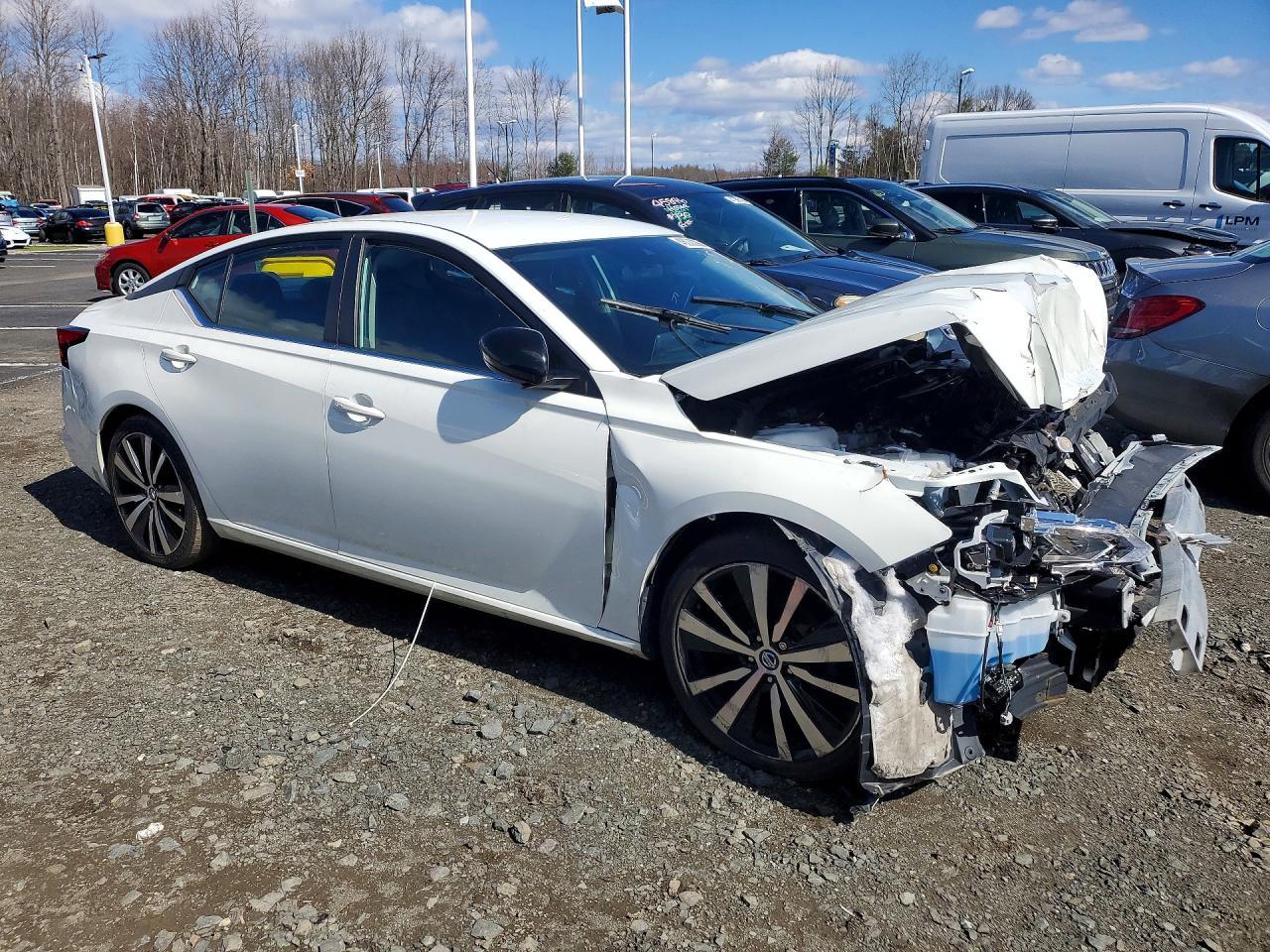 2020 Nissan Altima 2.5 Sr - Image 4