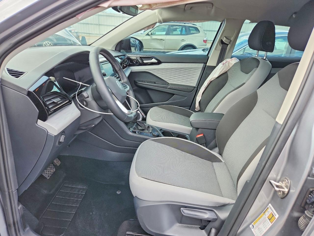 2024 Volkswagen Taos S - Фото 7