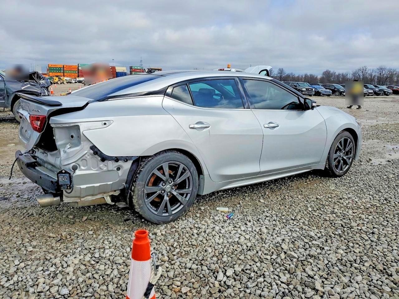 2017 Nissan Maxima Platinum - Фото 3