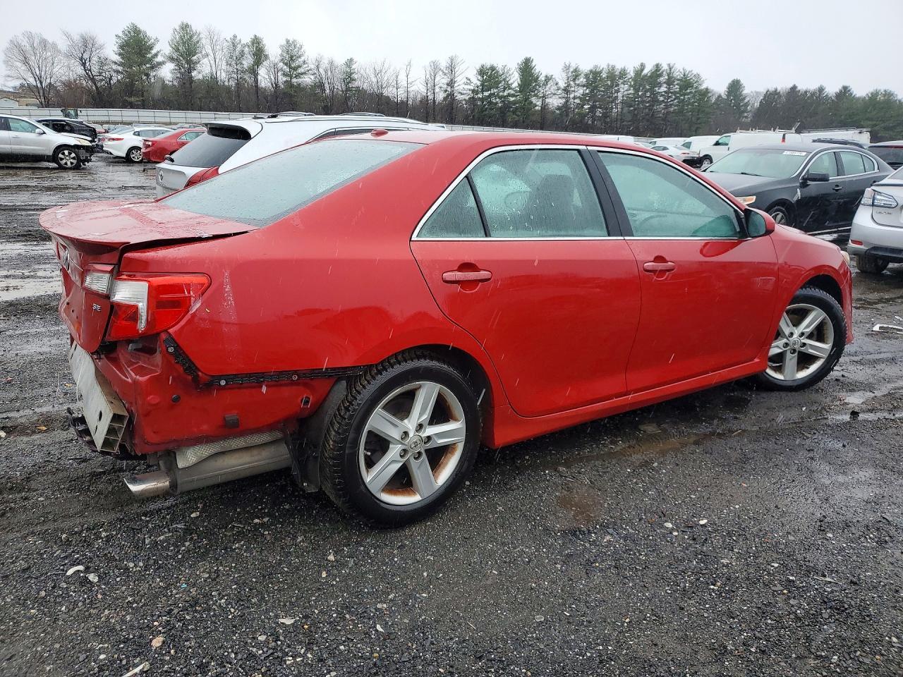 2014 Toyota Camry Se - Фото 3
