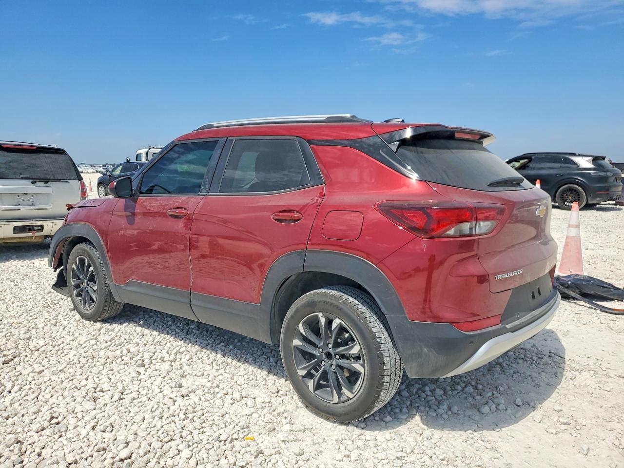 2022 Chevrolet Trailblazer Lt - Фото 2