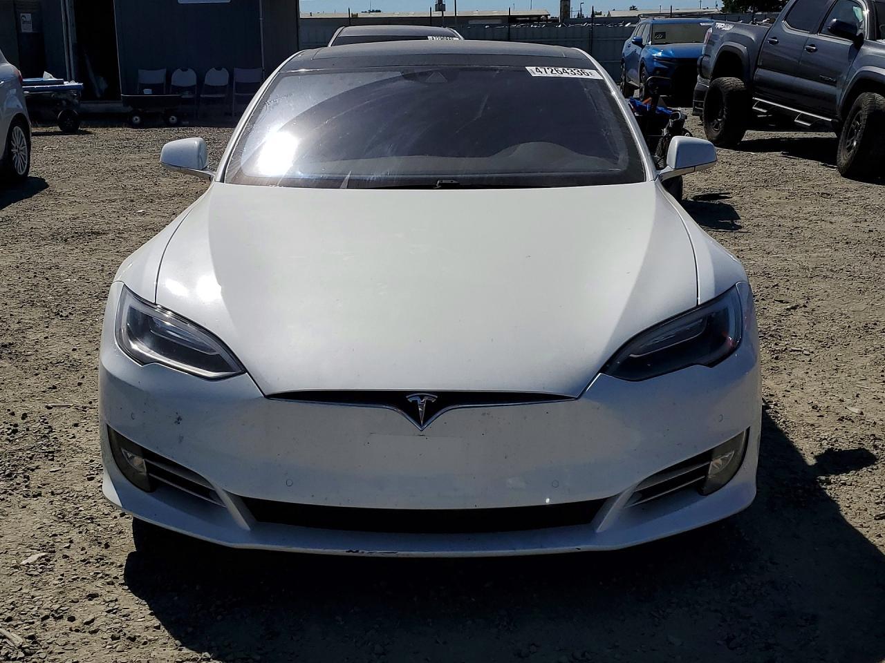 2016 Tesla Model S - Image 5