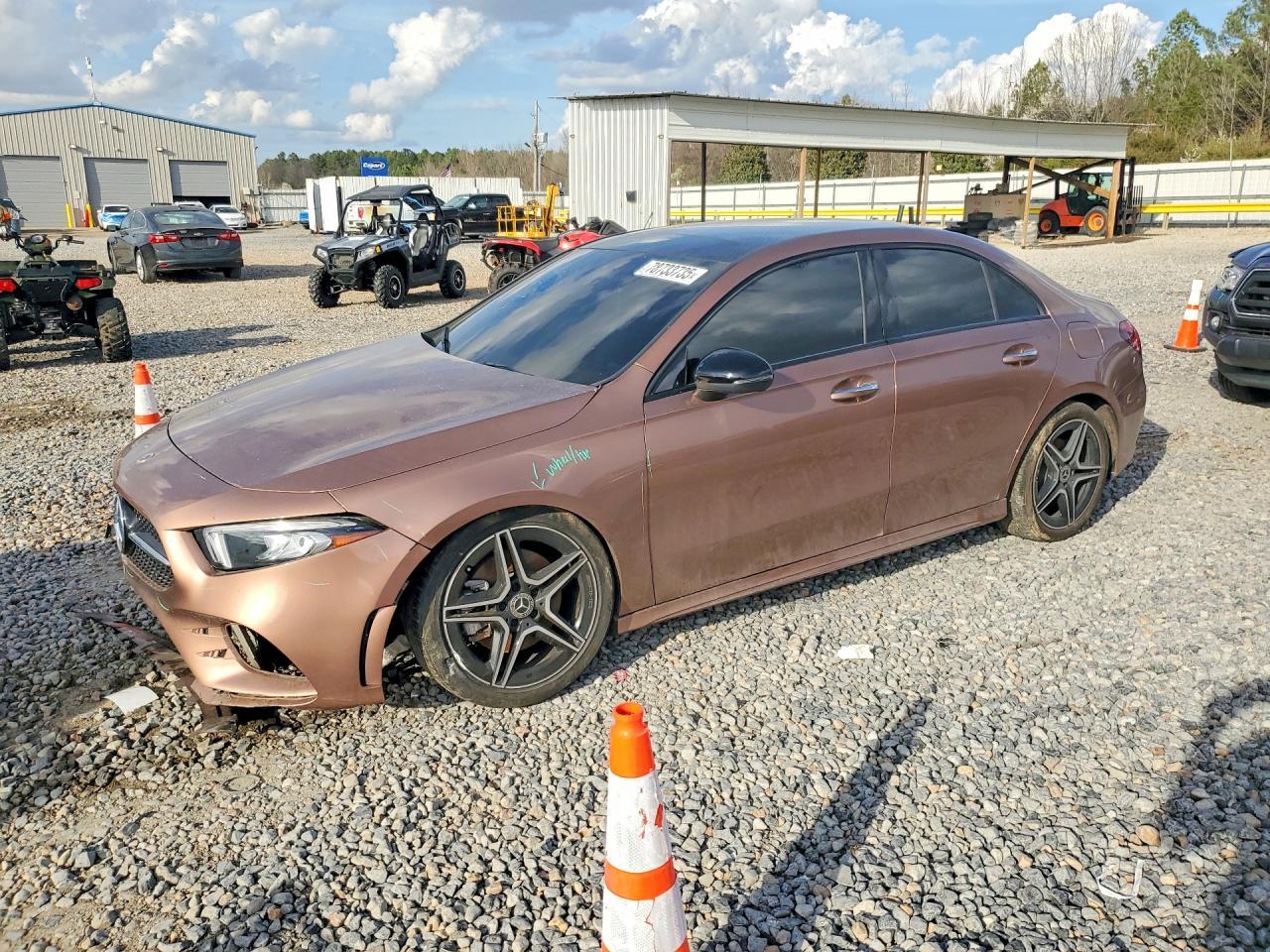 2022 Mercedes-Benz A 220
