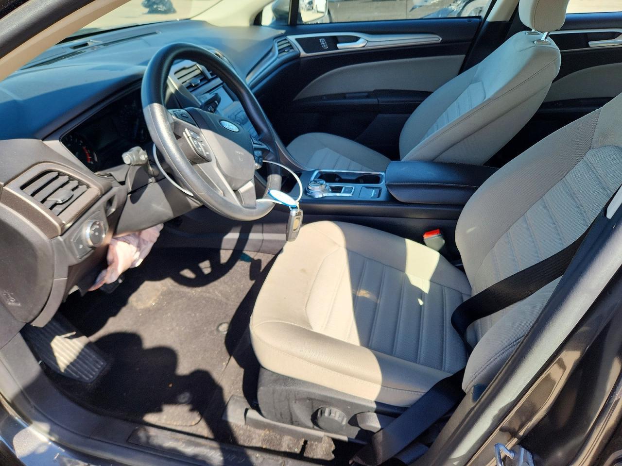 2019 Ford Fusion S - Фото 7