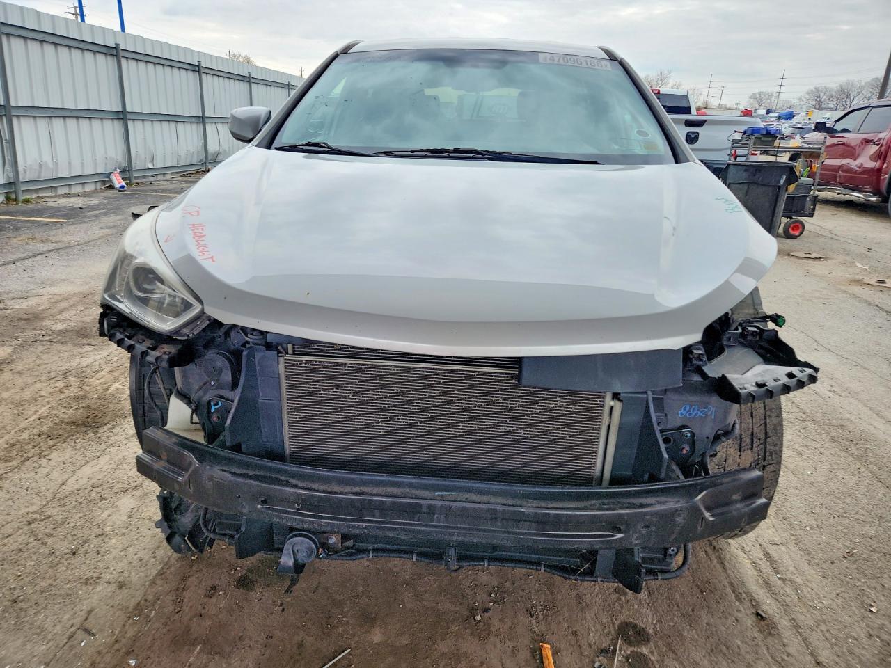 2014 Hyundai Santa Fe Sport 2.4L - Image 5