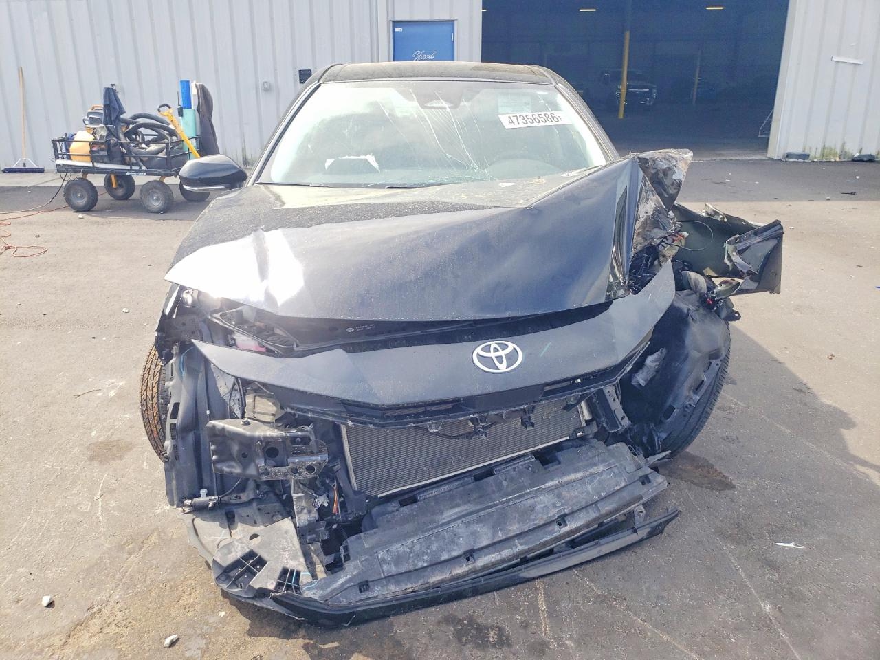 2025 Toyota Camry Le - Фото 5