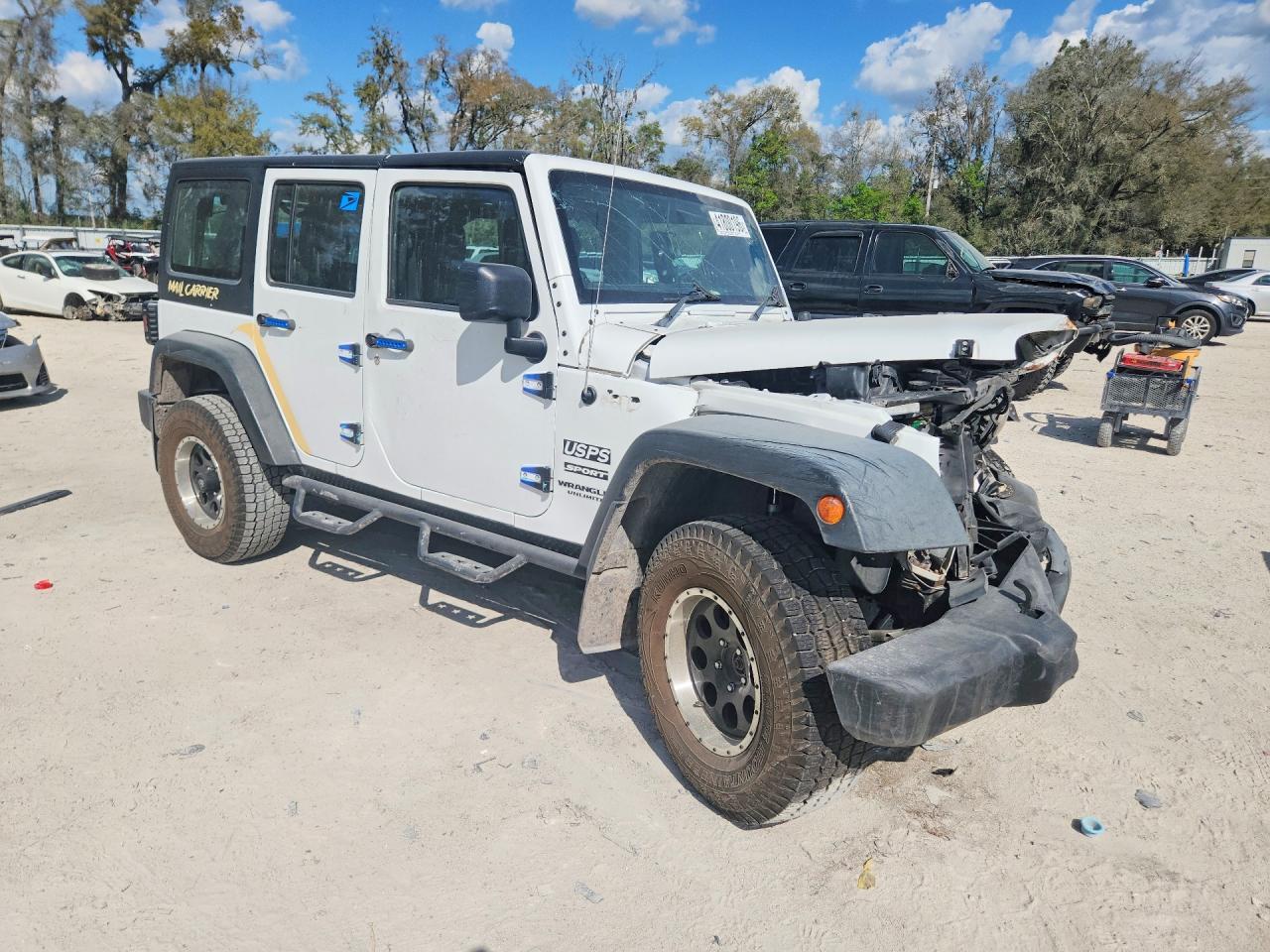 2014 Jeep Wrangler Unlimited Sport - Image 4