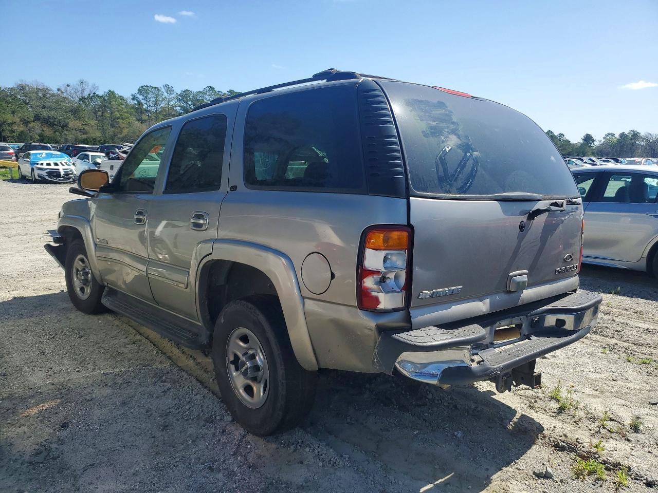 2003 Chevrolet Tahoe C1500 - Фото 2