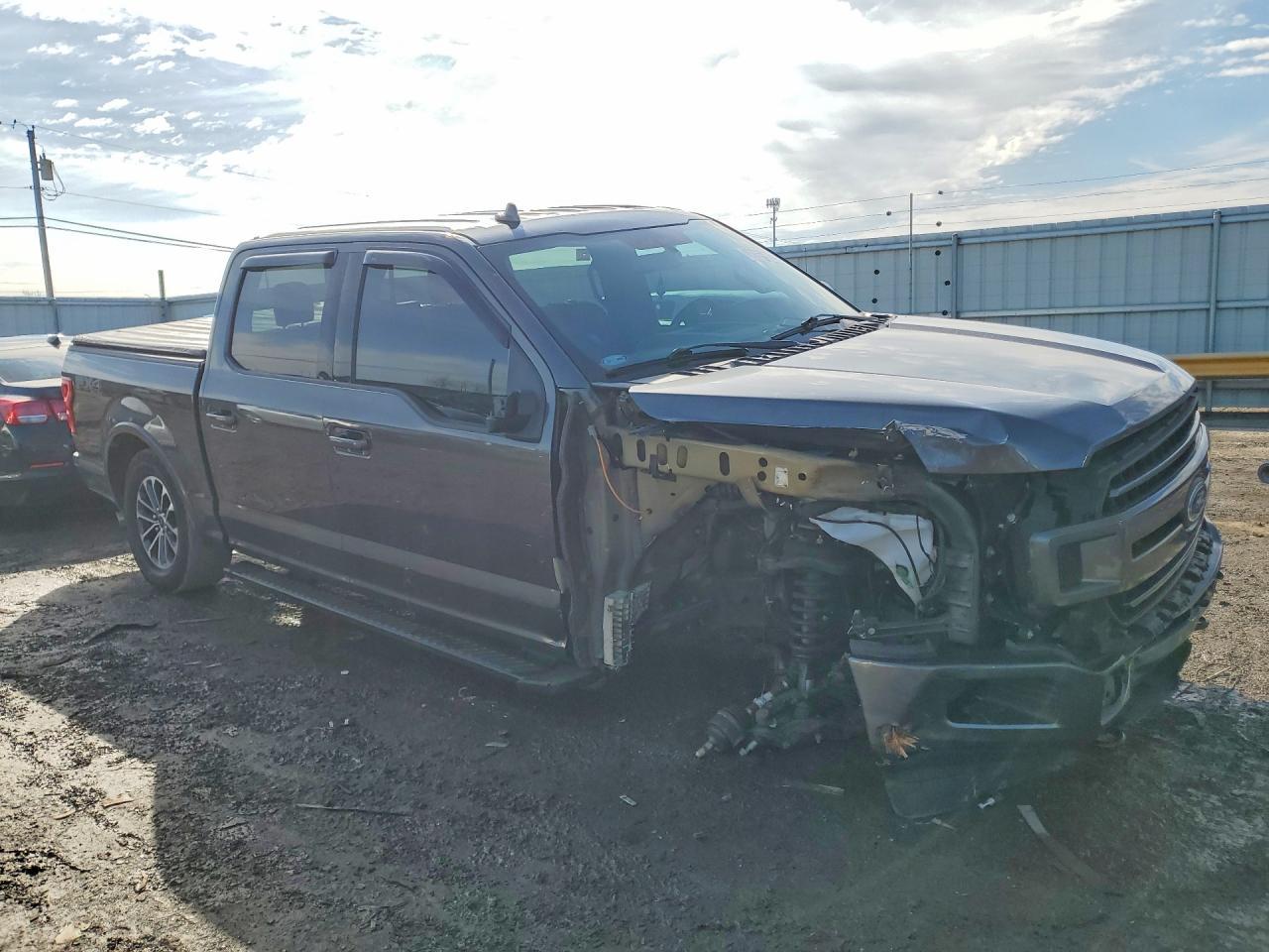 2018 Ford F150 Supercrew - Фото 4