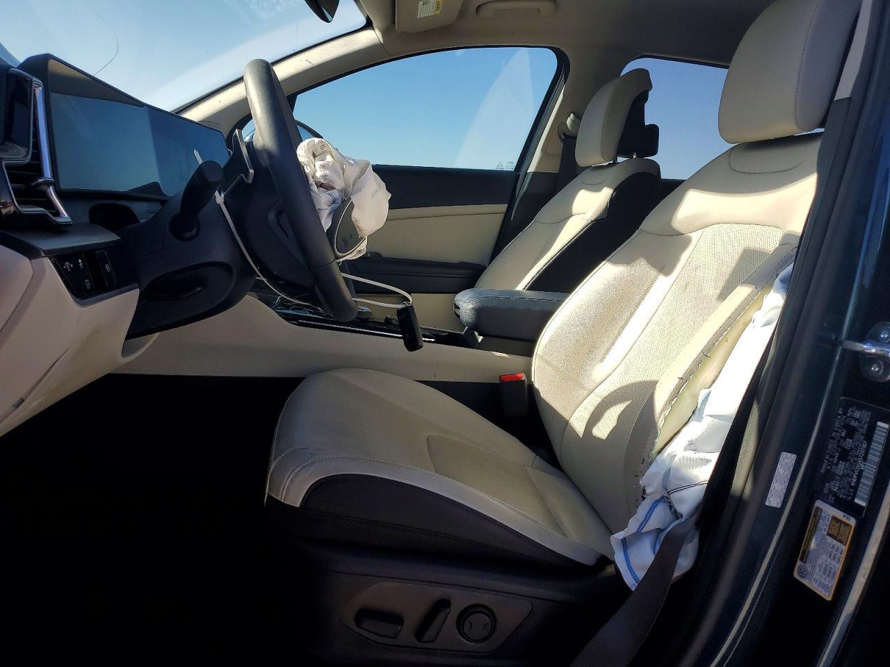 2025 Kia Sportage Hybrid Ex - Фото 7